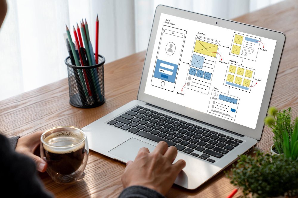 Photo d'un ordinateur avec un site web offert